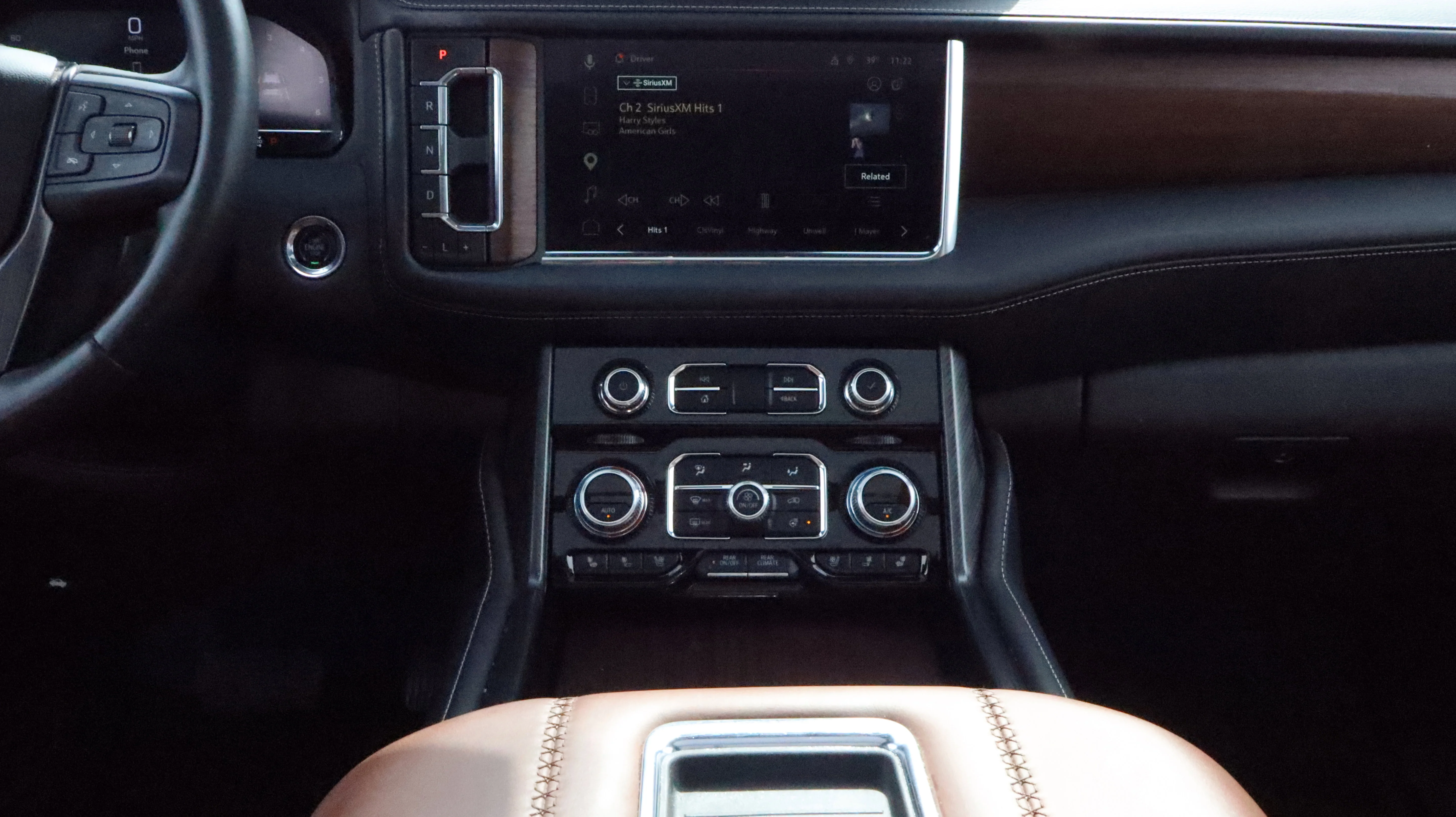 2023 GMC Yukon XL Denali Ultimate - Photo 11