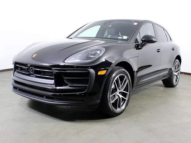 Lease a Porsche Approved Certified Pre-Owned 2025 Porsche Macan
