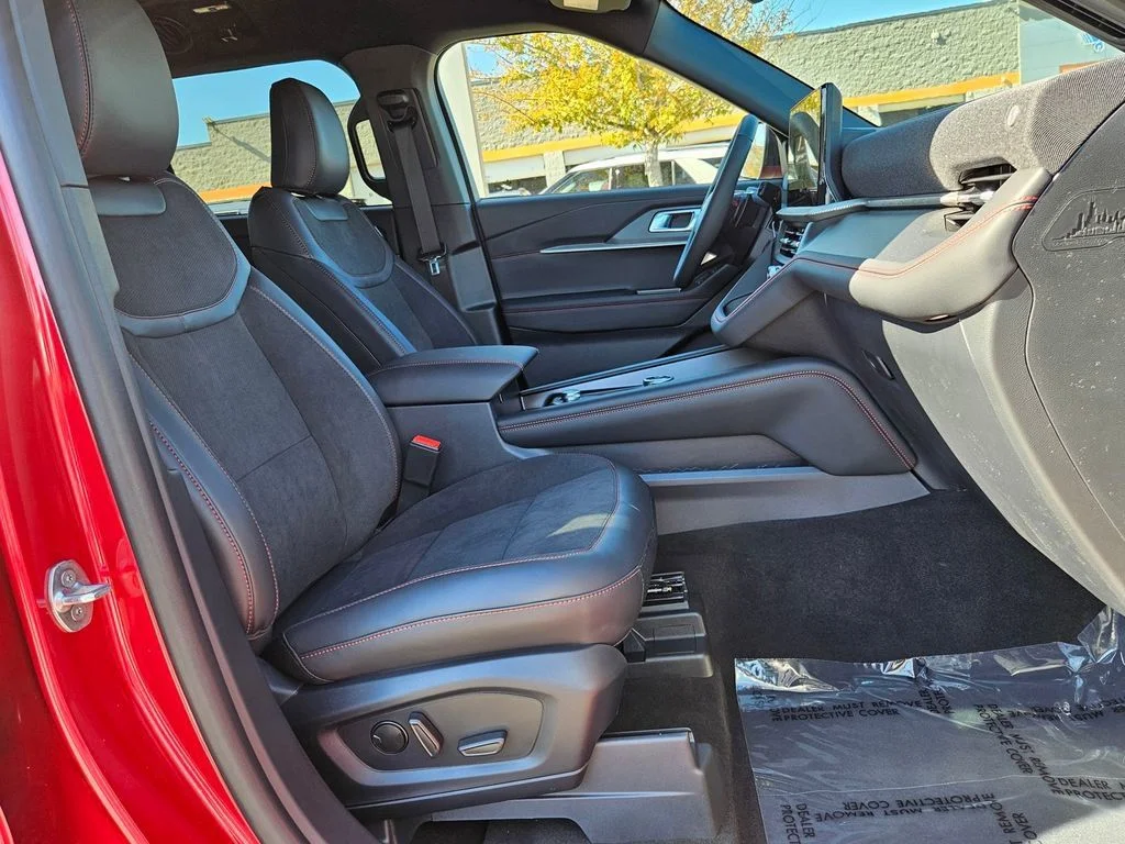New 2026 Rapid Red Metallic Tinted Clearcoat Ford ST image 36