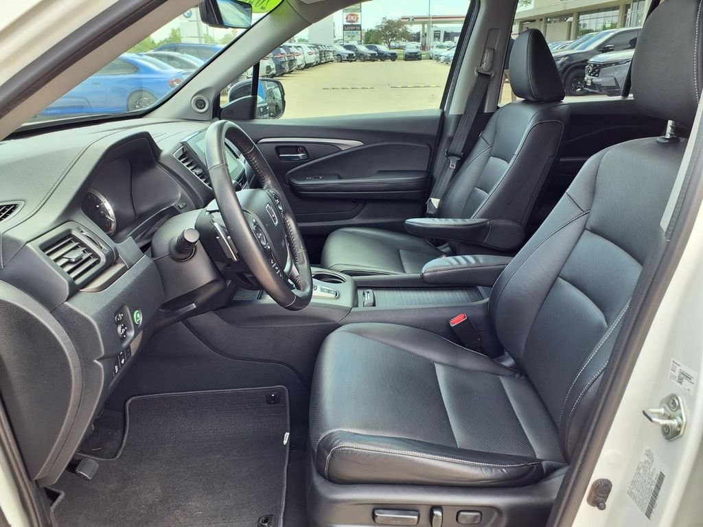 Used 2023 White Honda RTL-E image 15