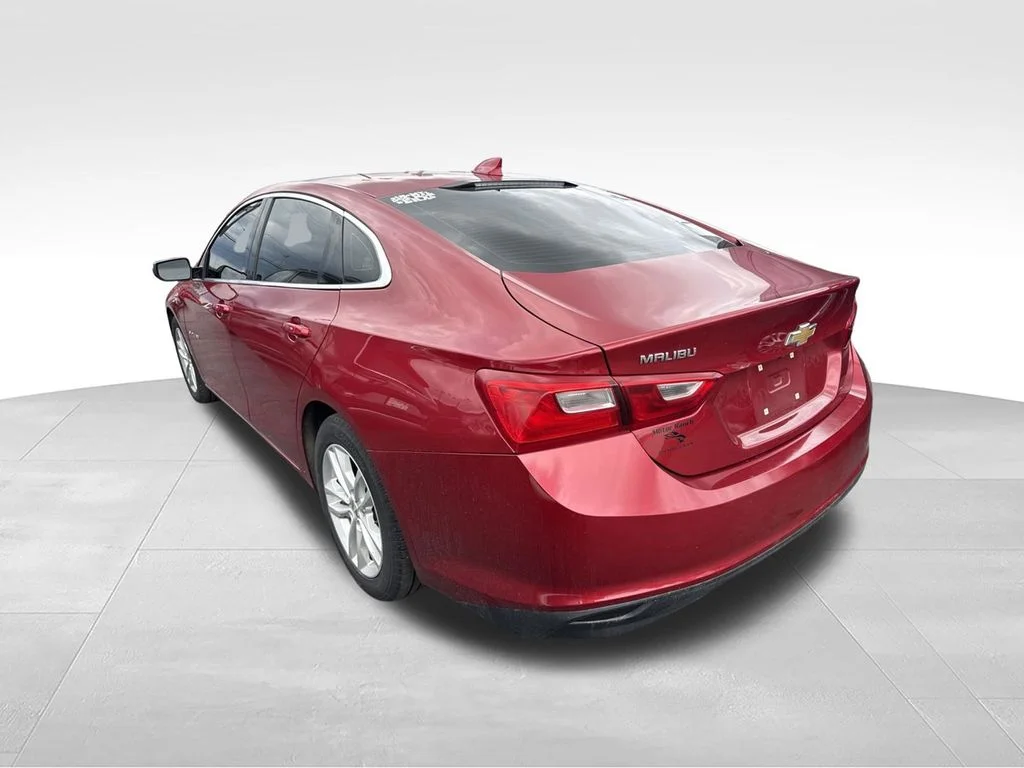 Used 2016 Red Chevrolet LT image 5