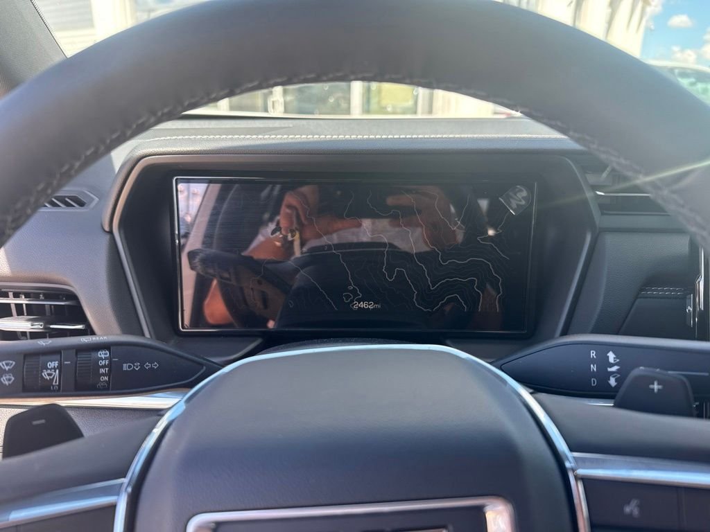 Used 2026 White GMC Elevation image 4