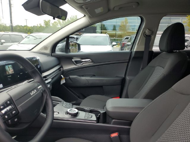 New 2027 Wolf Gray Kia S image 22
