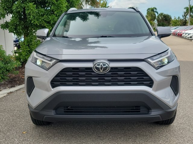 Used 2025 Silver Sky Metallic Toyota XLE image 2