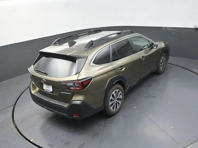 Used 2025 Green Subaru Premium image 18