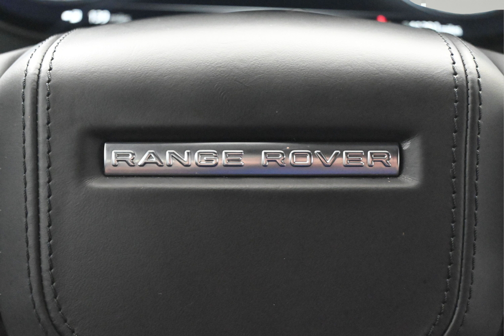 2023 Land Rover Range Rover SE - Photo 20