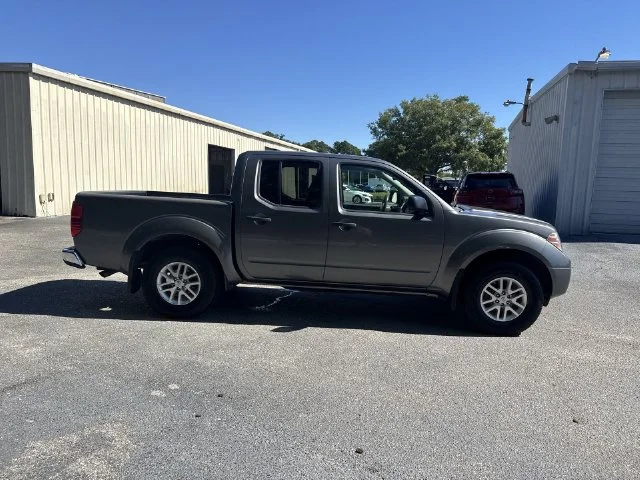 Used 2019 Gray Nissan SV image 4