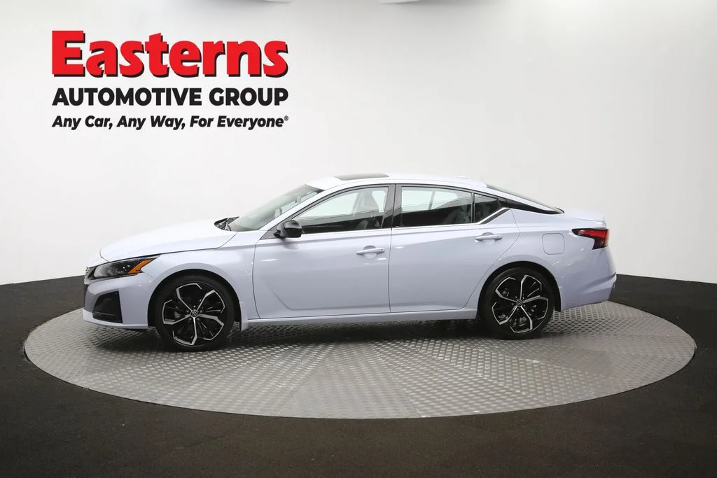 Used 2023 Gray Nissan 2.5 SR image 60