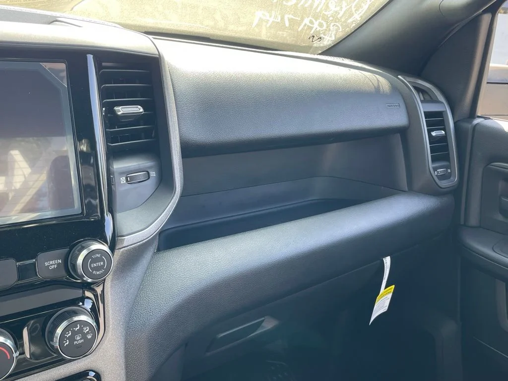 2025 RAM 3500 Chassis Tradesman - Photo 24