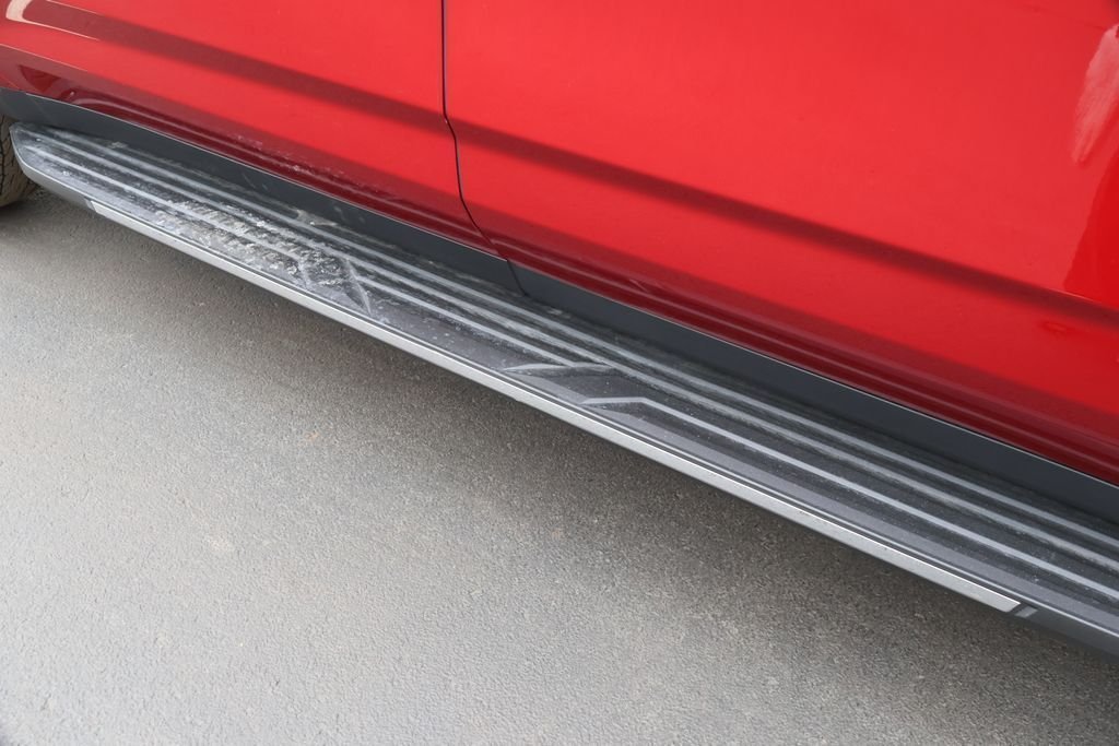 2026 Chevrolet Suburban LS - Photo 13