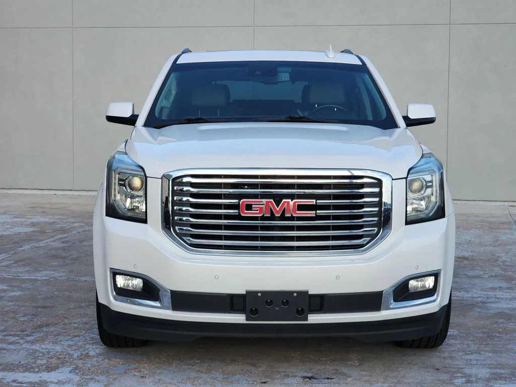 Used 2018 White Frost Tricoat GMC SLT image 2
