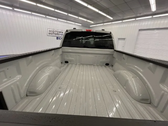 New 2026 Avalanche Ford XLT image 23