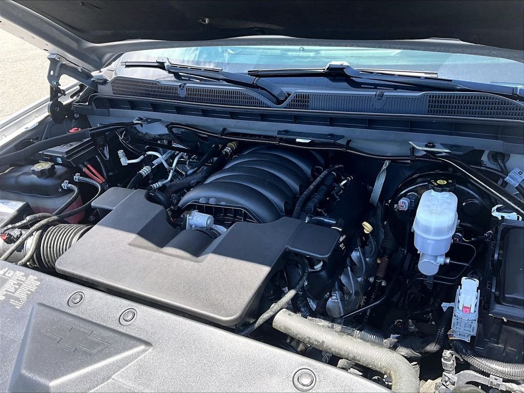 Used 2018 Silver Chevrolet LT image 35