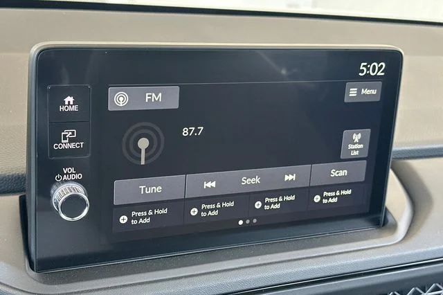 New 2026 Platinum White Pearl Honda LX image 20