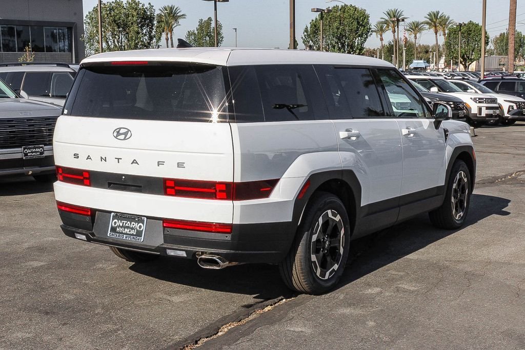 New 2026 White Hyundai SE image 8