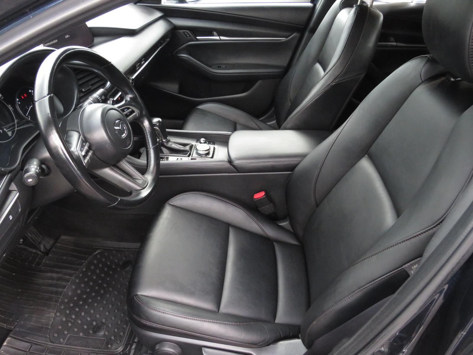 Used 2023  MAZDA  image 18