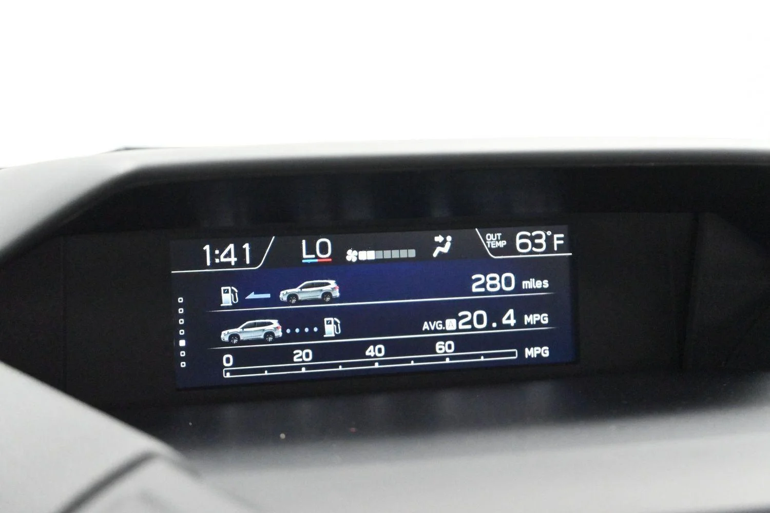 Used 2021 Crystal White Pearl Subaru Premium image 28