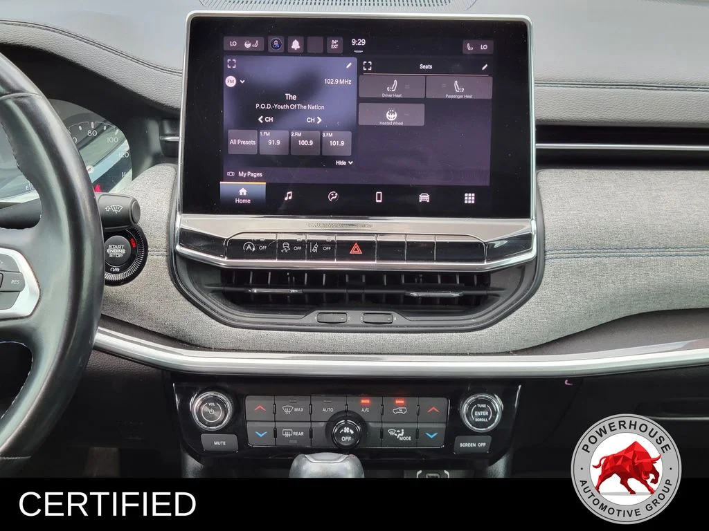 Used 2022 Red Jeep Latitude image 23