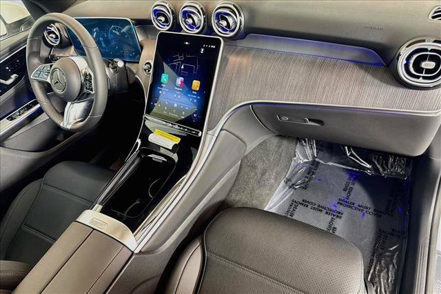 New 2026 Polar White Mercedes-Benz GLC 300 image 57
