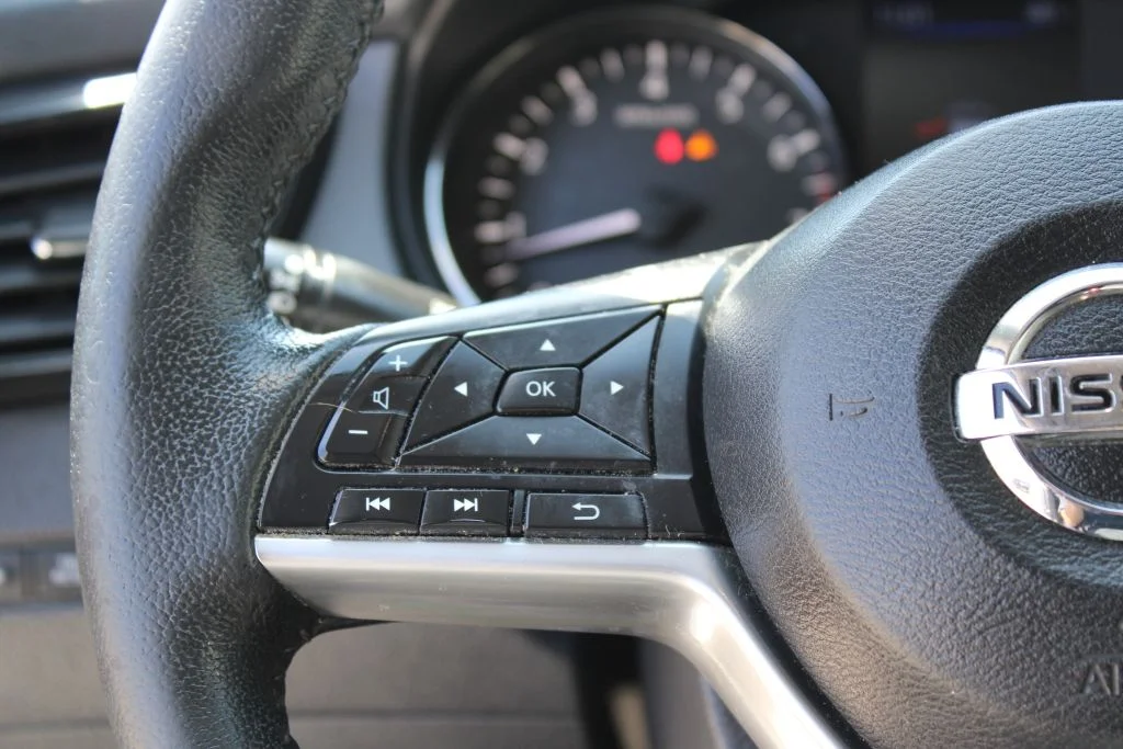 Used 2019 White Nissan SV image 24
