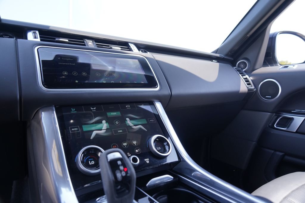 Used 2020 White Land Rover HST image 17