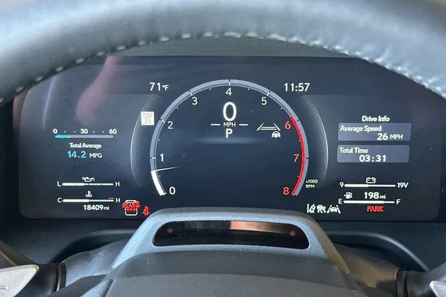 Used 2024  Lexus 550 Overtrail+ image 22
