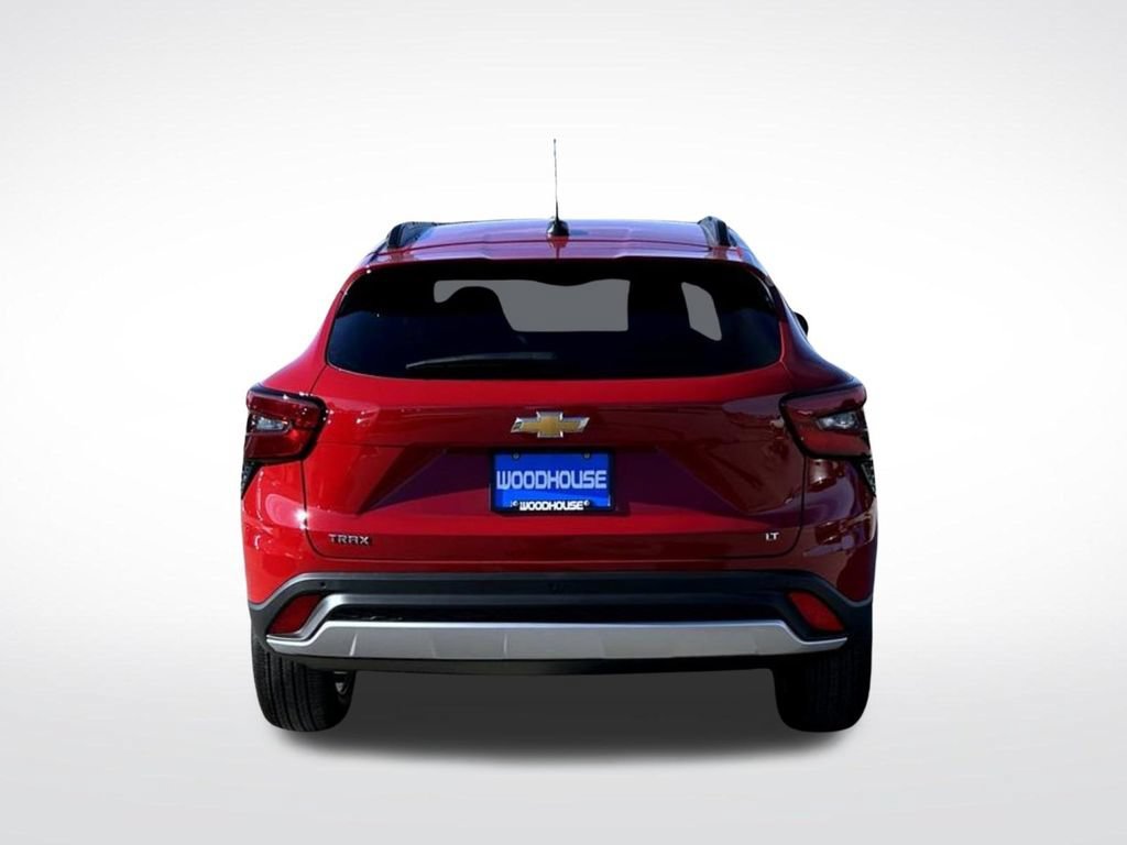 2026 Chevrolet Trax LT - Photo 8
