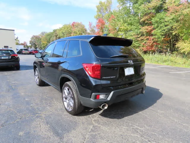 Certified Used 2023 Crystal Black Pearl Honda EX-L image 4