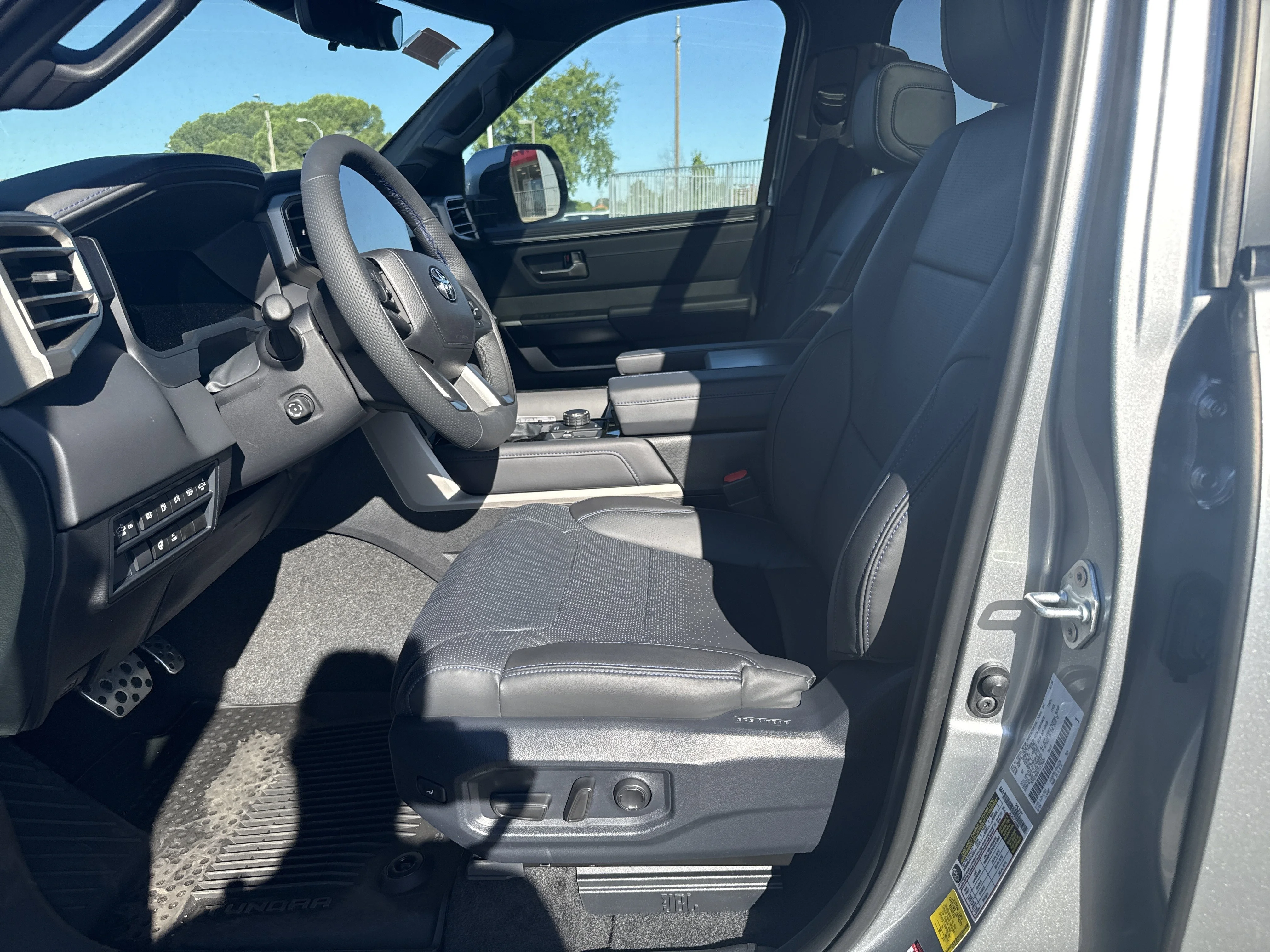 2026 Toyota Tundra Platinum - Photo 10