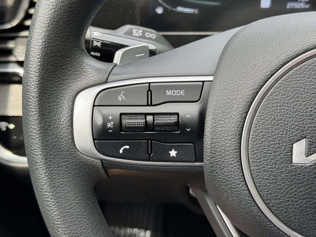 Used 2023 Black Kia LX image 22