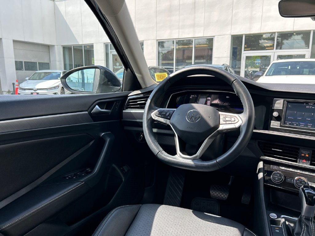 Used 2023 Black Volkswagen 1.5T SE image 26