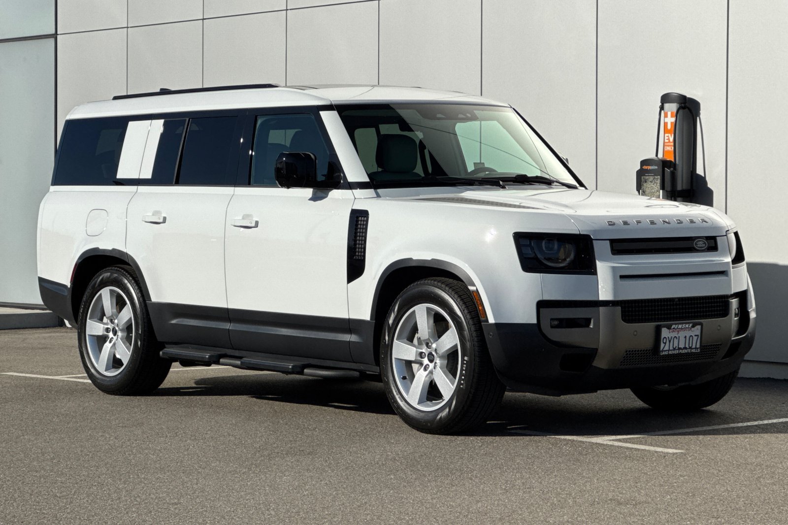Certified Used 2026 White Land Rover S image 7