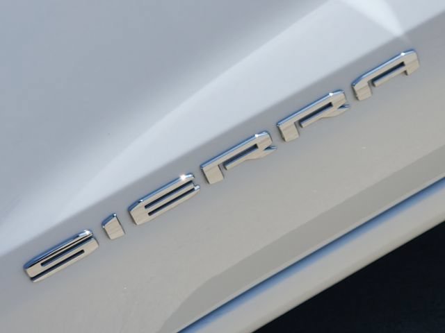 Used 2024 Summit White GMC SLT image 11