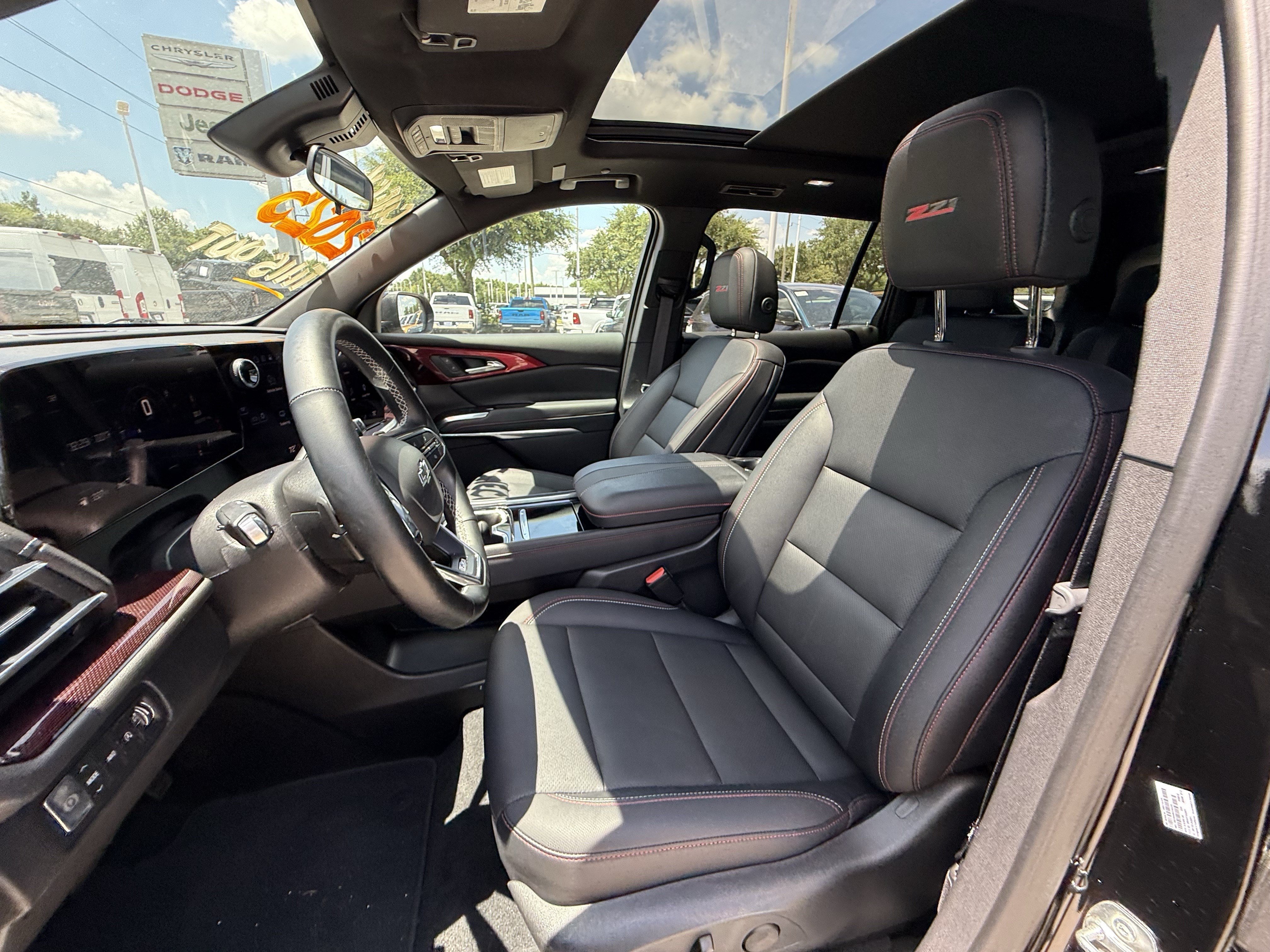 Used 2025 Mosaic Black Metallic Chevrolet AWD Z71 image 27