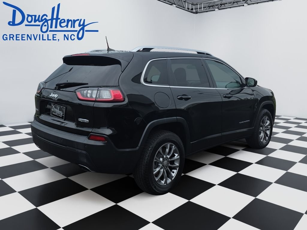 Used 2020 Black Jeep Latitude Plus image 5