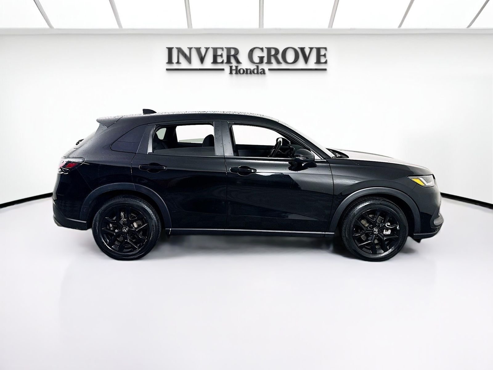 Used 2024 Crystal Black Pearl Honda Sport image 4