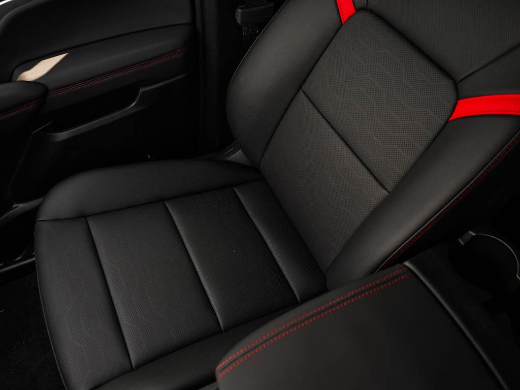 2026 Chevrolet Colorado Z71 - Photo 23
