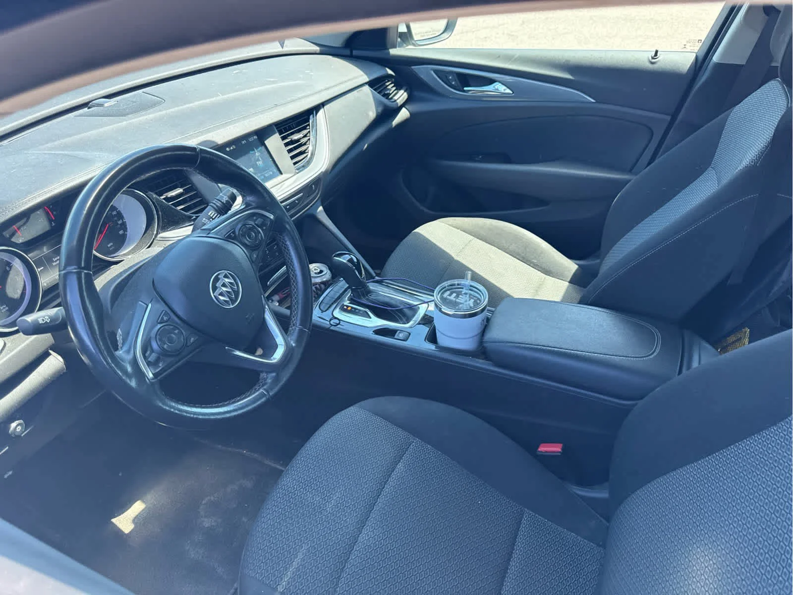 Used 2018 Summit White Buick Preferred image 8