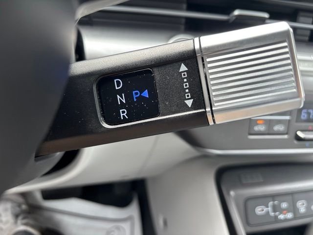 Used 2024 Cyber Gray Metallic Hyundai Limited image 29