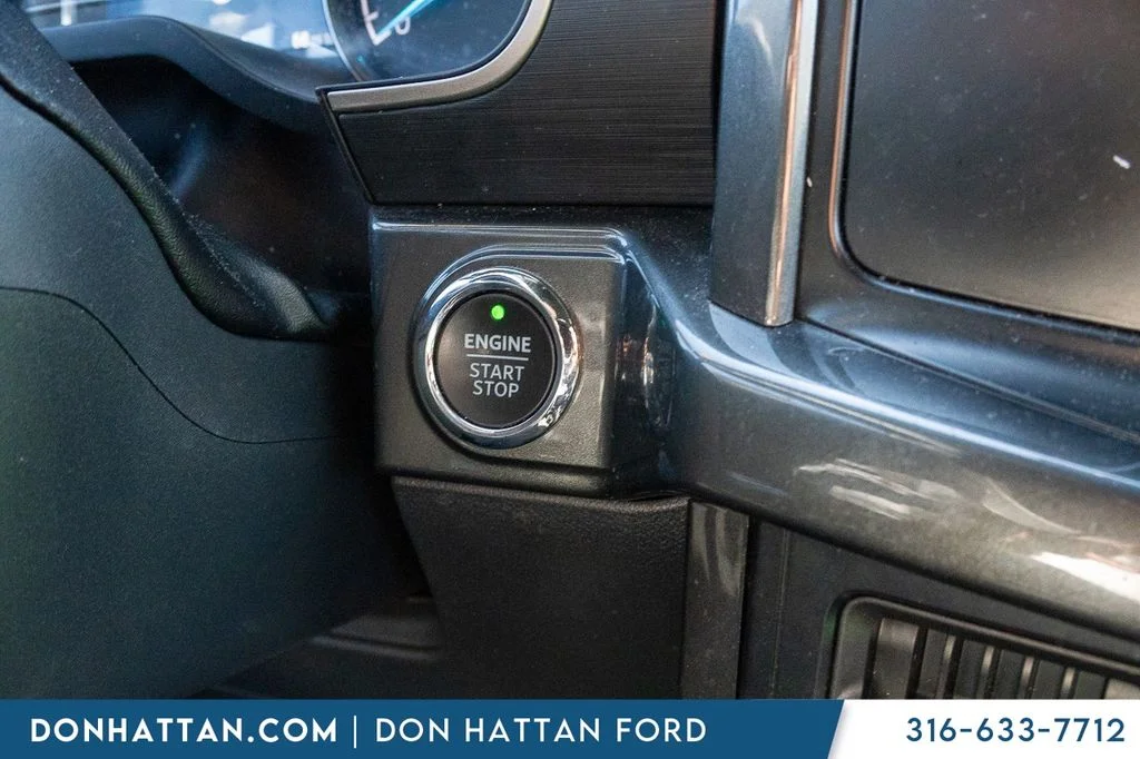Used 2023 Black Ford XLT image 11