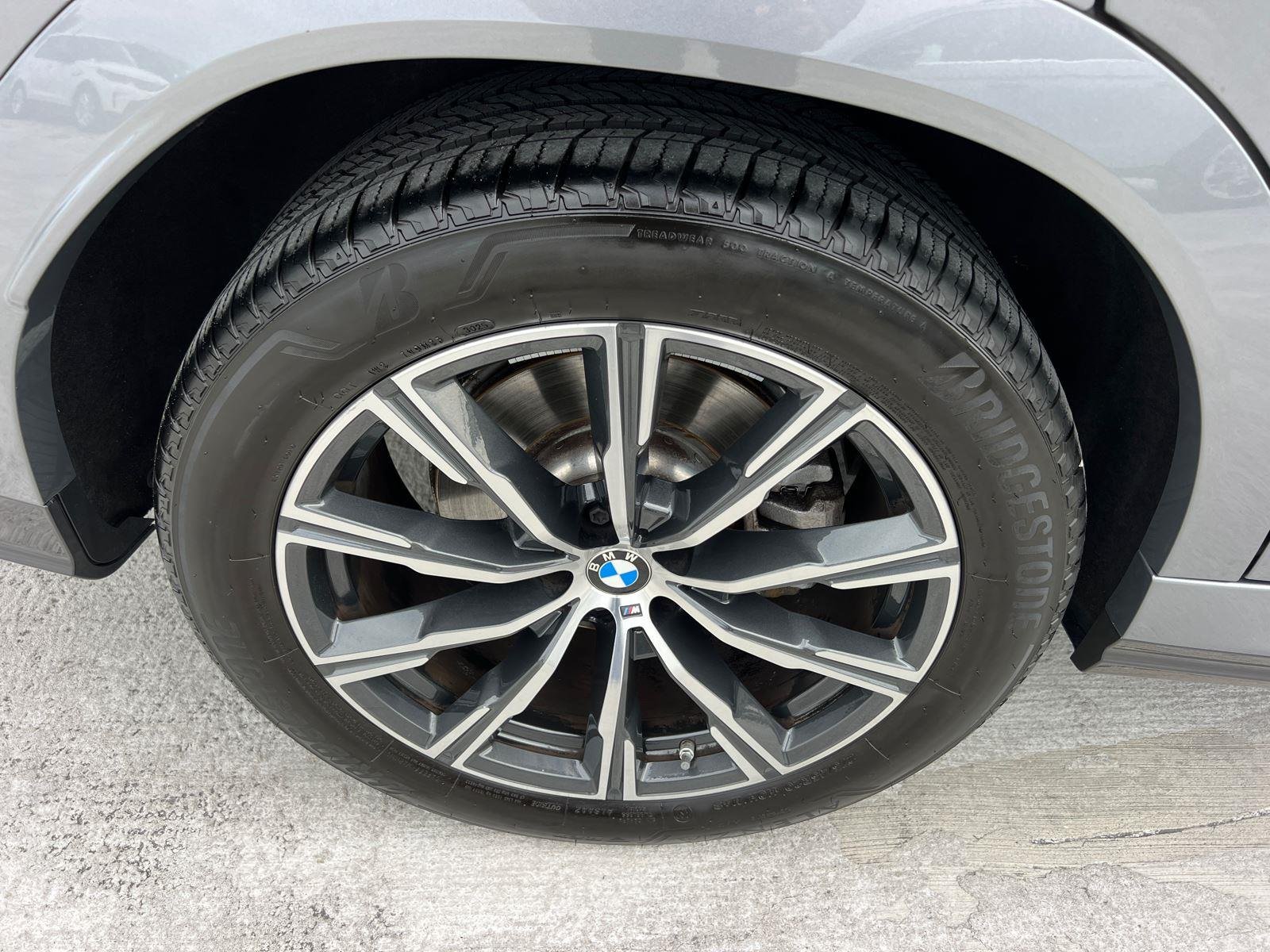 Used 2026 GRAY BMW xDrive40i image 17