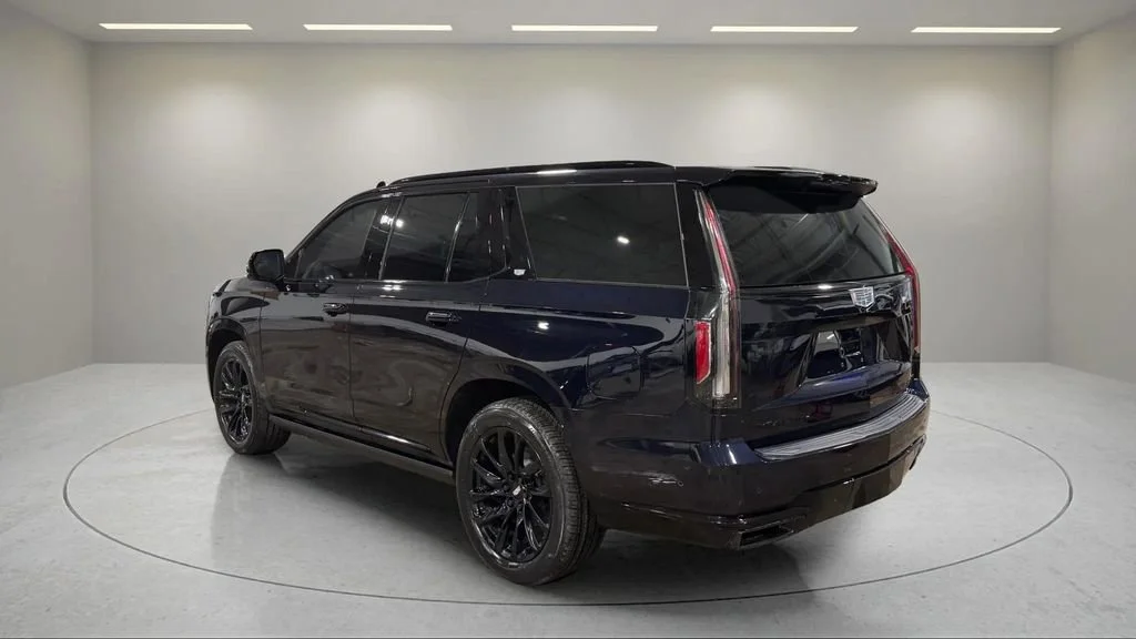 Certified Used 2023 Dark Moon Blue Metallic Cadillac Sport Platinum image 7