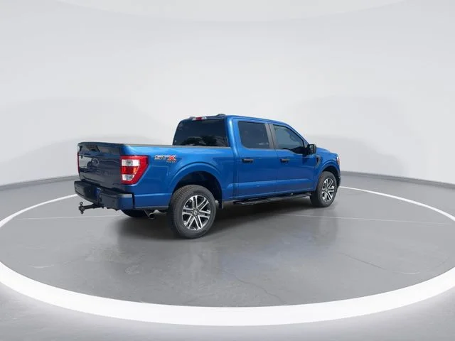 Used 2022 Blue Ford XL image 7