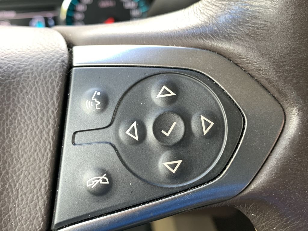 Used 2016 Summit White Chevrolet LT image 28