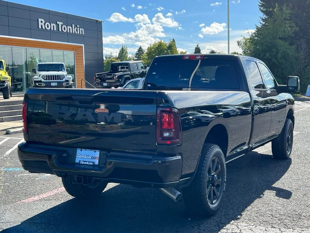 2026 RAM 3500 Big Horn - Photo 7