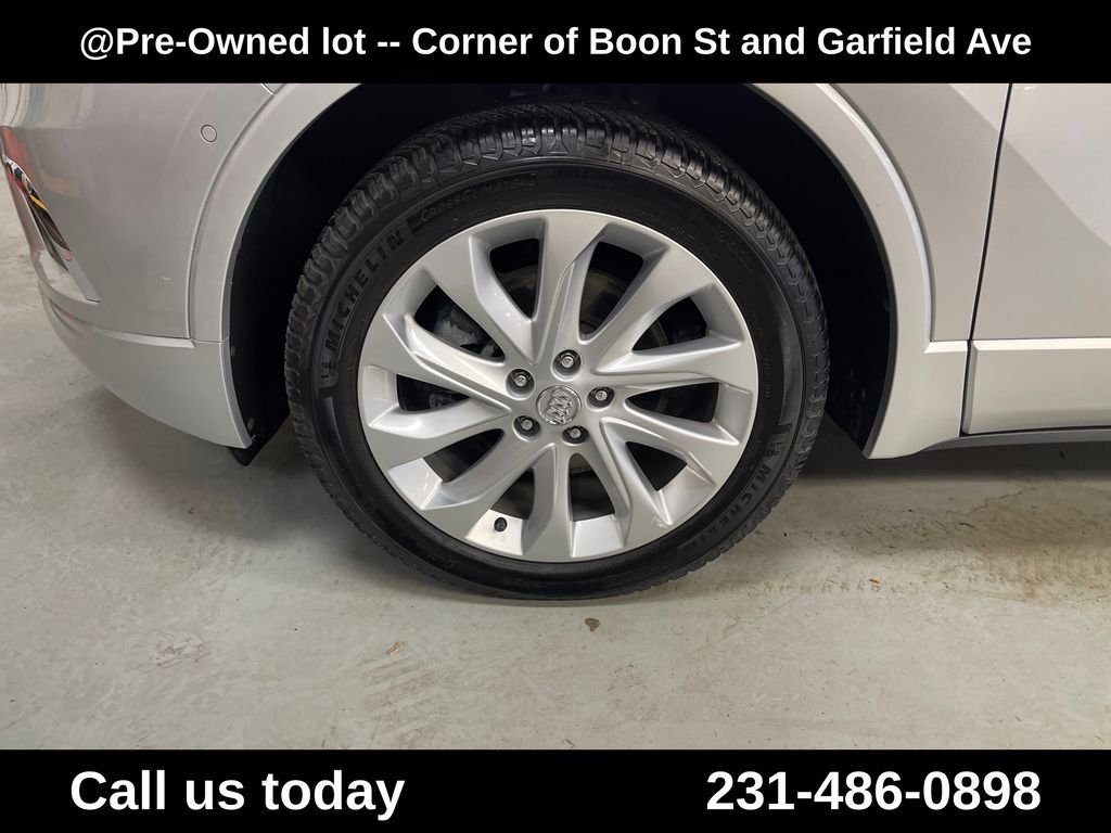 Used 2018 Silver Buick Premium II image 5