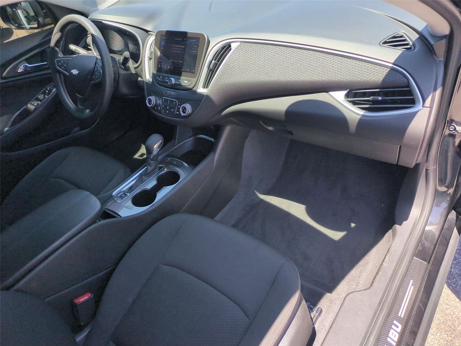 Used 2022 Mosaic Black Metallic Chevrolet LT image 38