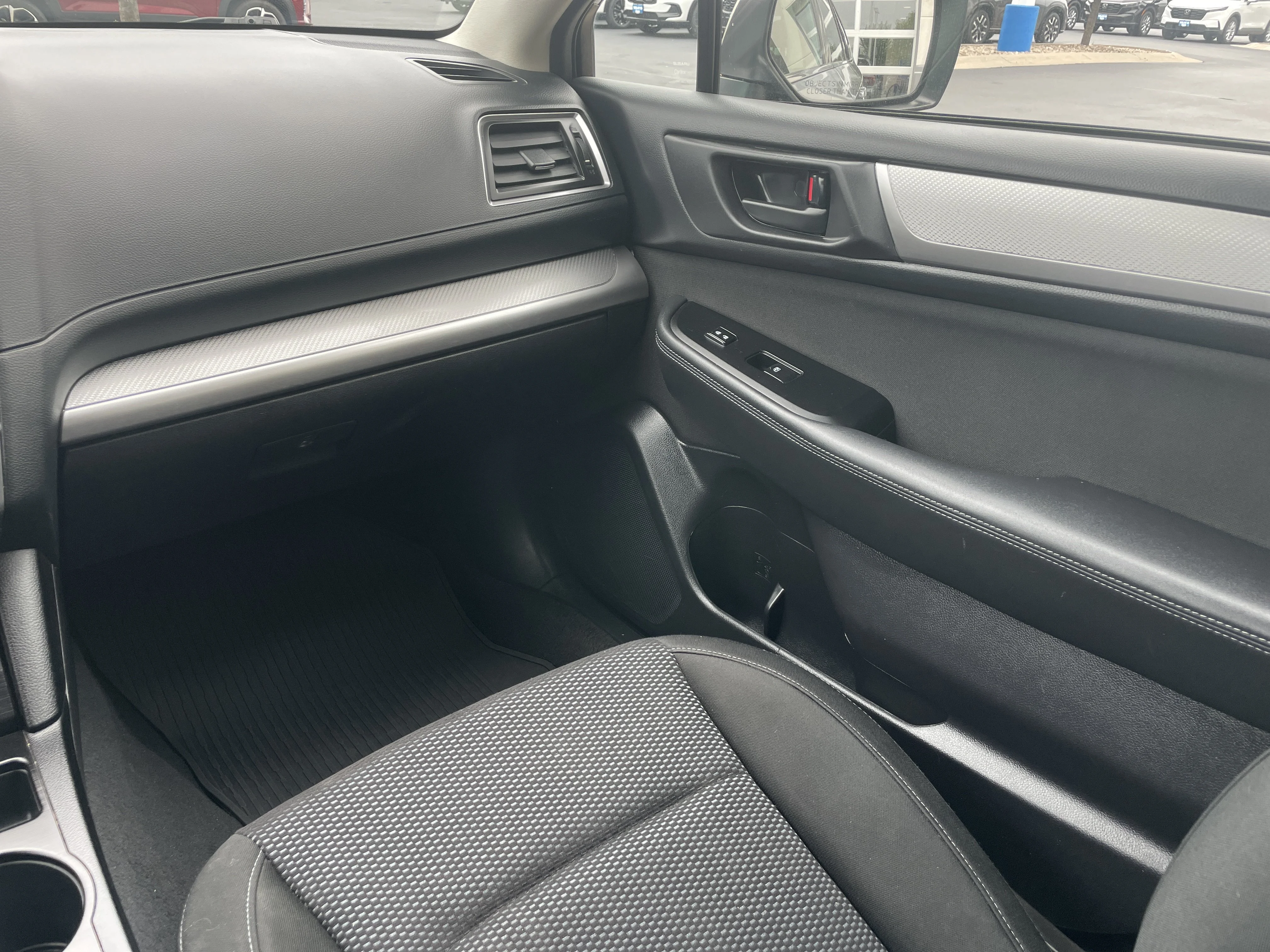 Used 2017 Ice Silver Metallic Subaru 2.5i image 13