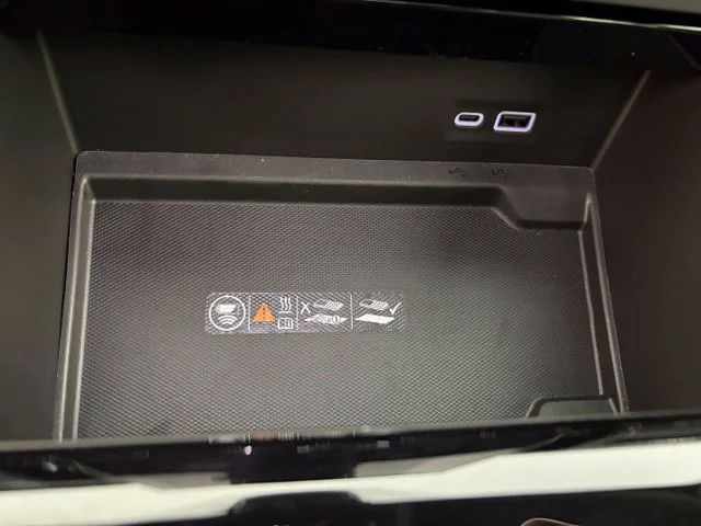 2026 GMC Yukon AT4 - Photo 30