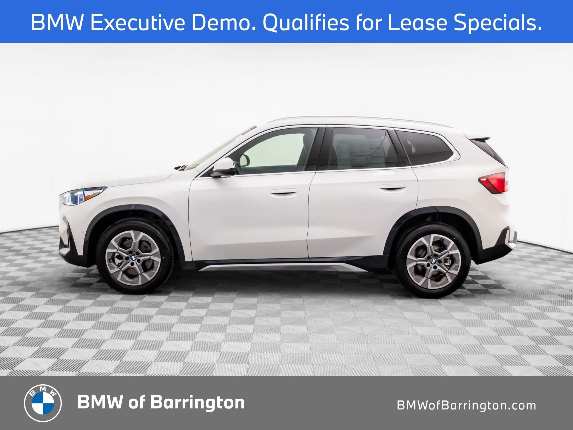 New 2026 White BMW xDrive28i image 2